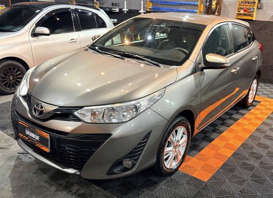 TOYOTA YARIS 1.3 16V FLEX XL MANUAL